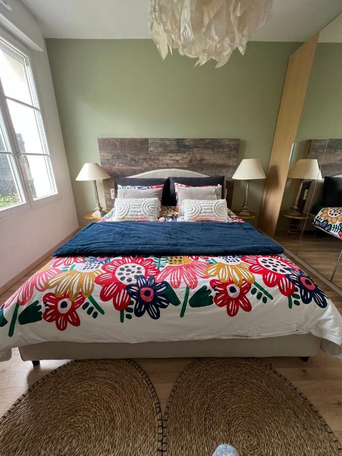 Appartamento Logement Exceptionnel Avec Jardin Proche Disney Montévrain Esterno foto